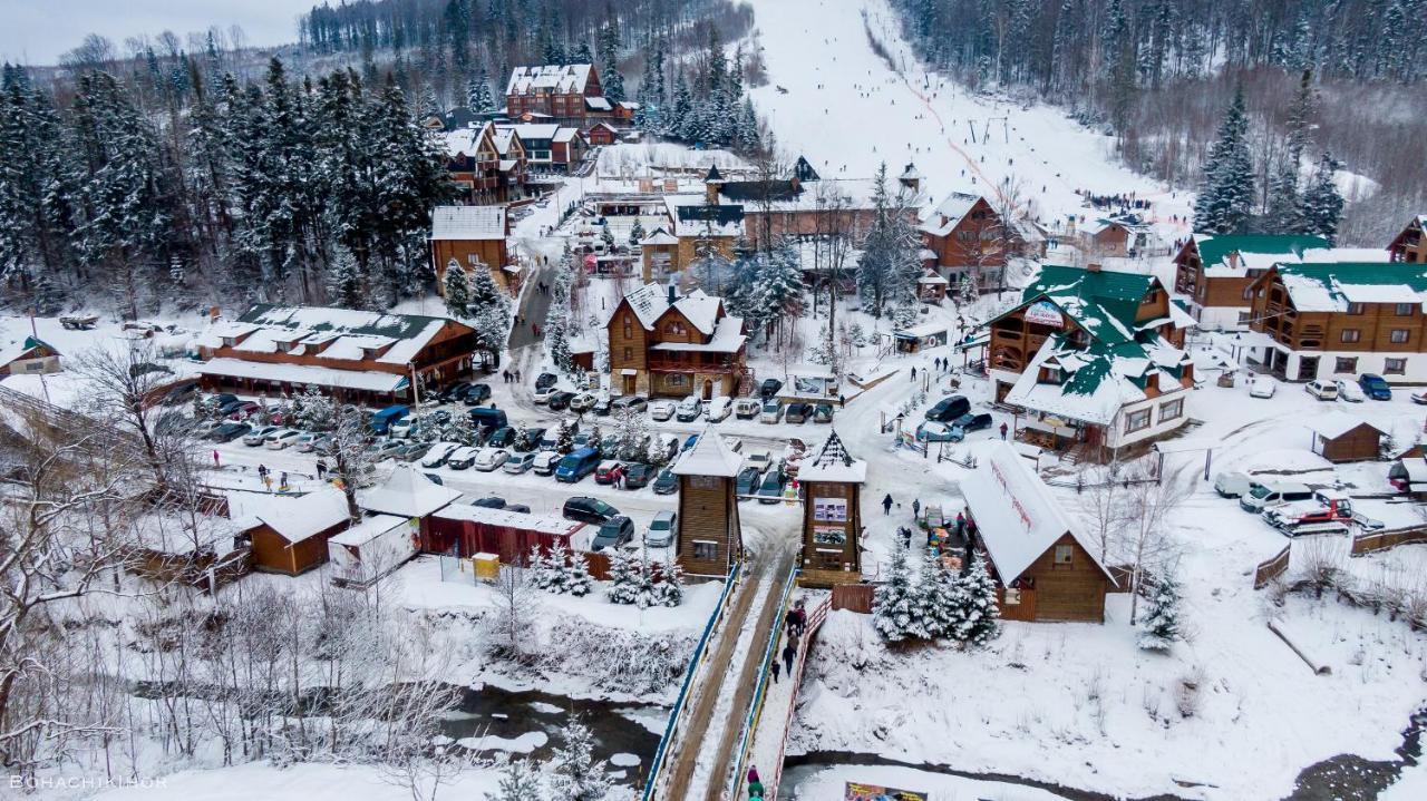 Hirskyy Svitanok ميغوفو المظهر الخارجي الصورة